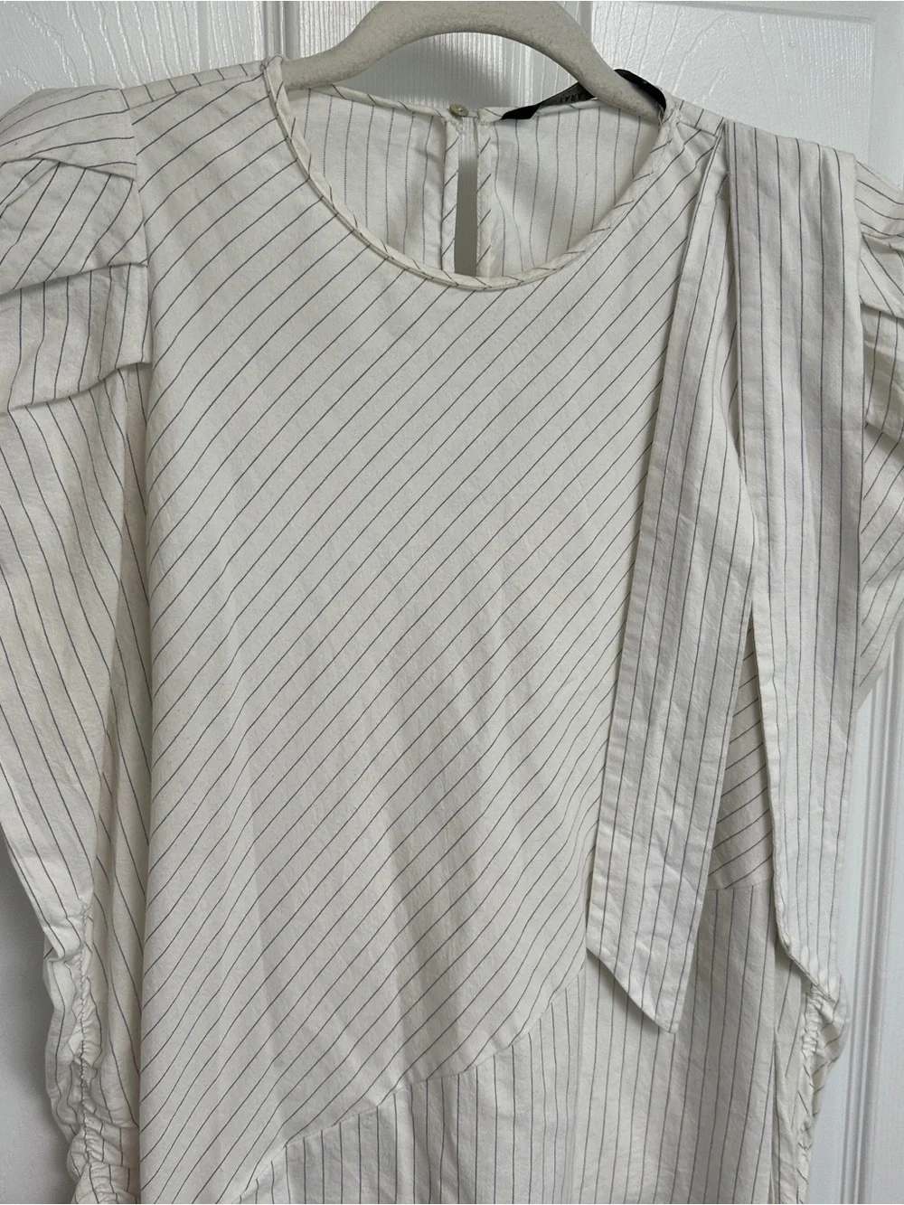 Zara Cream Pinstripe Puff-Sleeve Blouse with Neck Tie